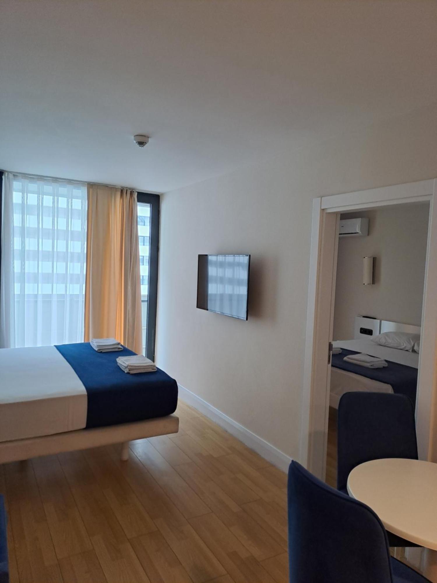 באטומי Lux Apart Hotel 555 חדר תמונה