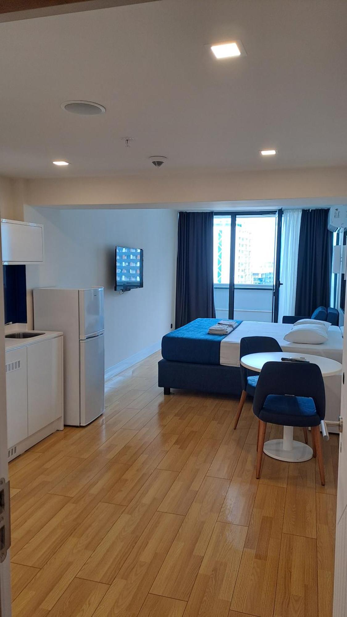 באטומי Lux Apart Hotel 555 חדר תמונה